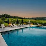 شقة Apartment In Lucca With Winery And Pool *