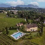 Apartment In Lucca With Winery And Pool شقة Cappella