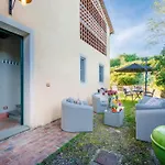 Apartment In Lucca With Winery And Pool