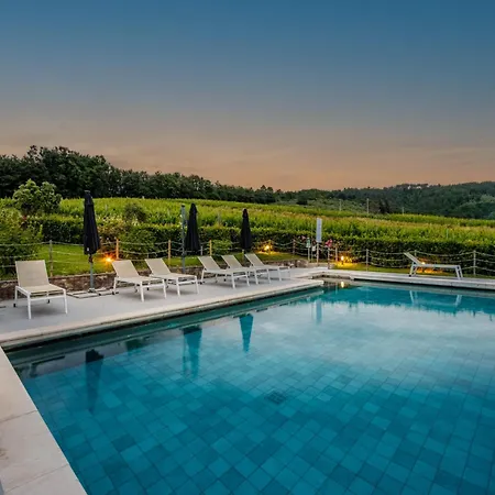 아파트 In Lucca With Winery And Pool *