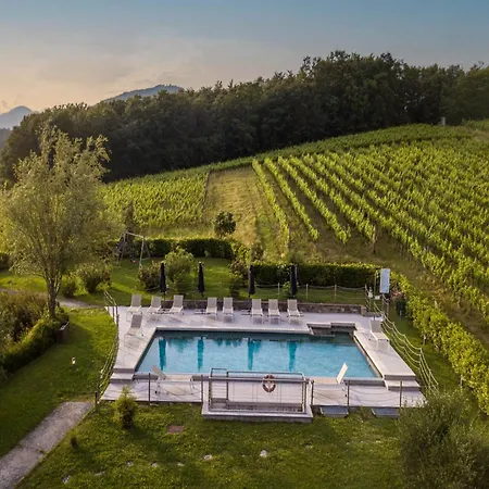 In Lucca With Winery And Pool Cappella