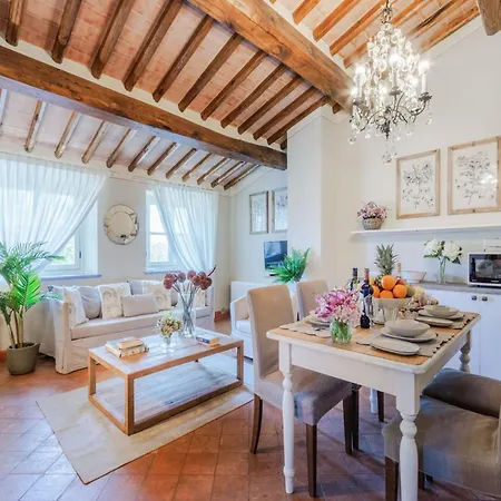 아파트 In Lucca With Winery And Pool Cappella