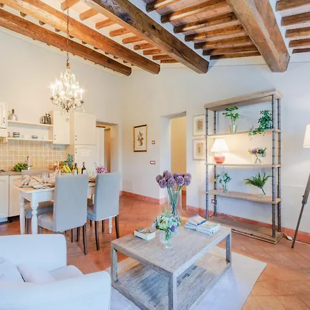 아파트 In Lucca With Winery And Pool